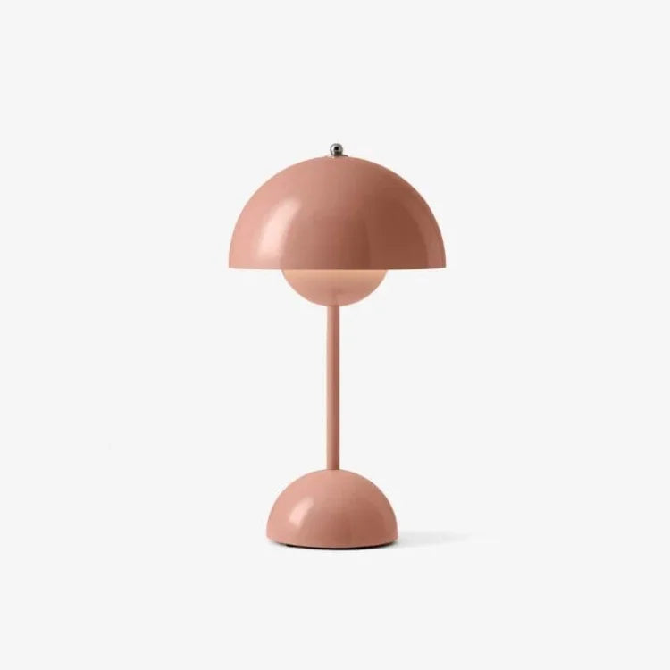 Rosa bordslampa med mjukt uttryck