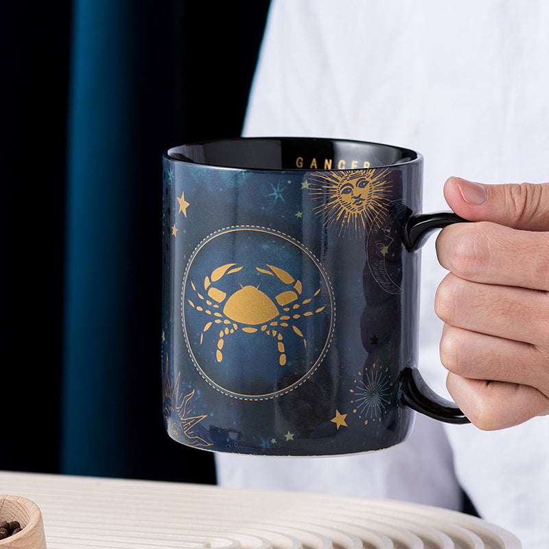 12 Constellations Mug Koboltblå kaffemugg i keramik