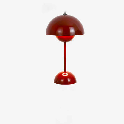 Röd bordslampa med rund form