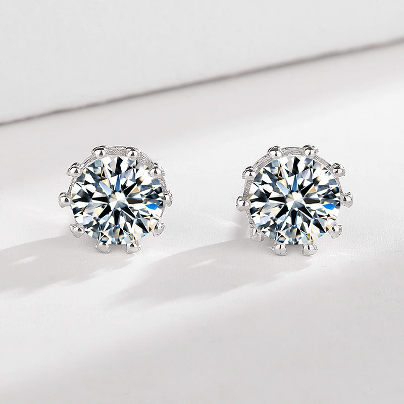 Ladies earrings with sparkling zirconia in elegant wreath design Hapa Style