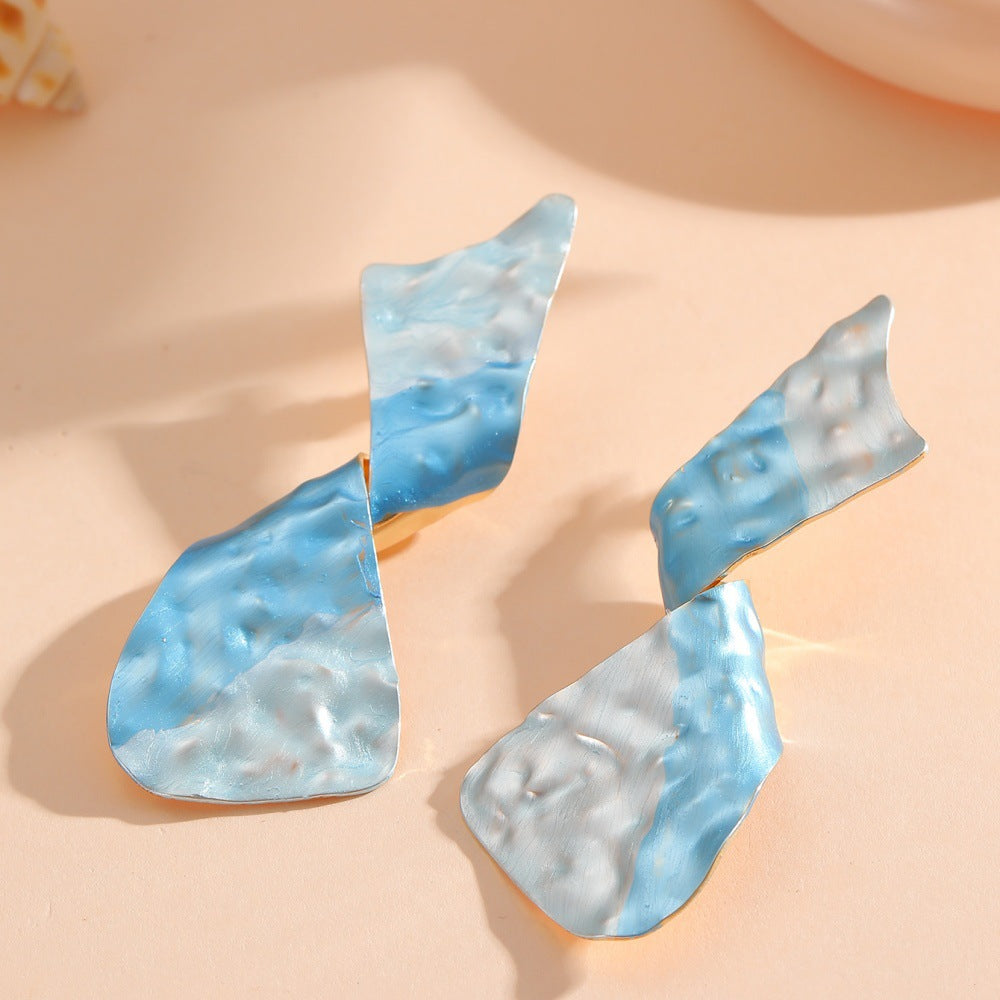 Ladies earrings in modern disc design Hapa Style