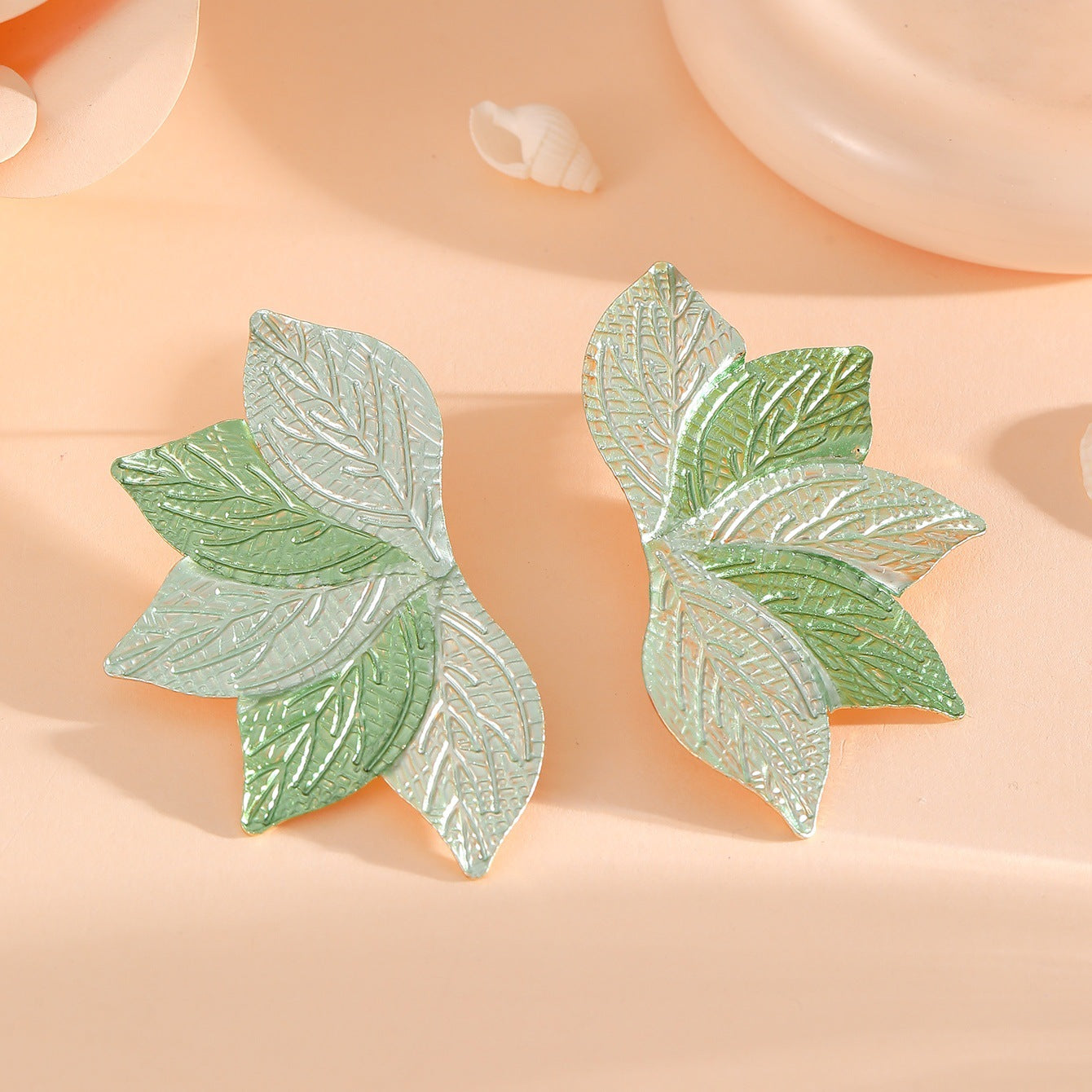 Women’s hair accessory with elaborate leaf design Hapa Style