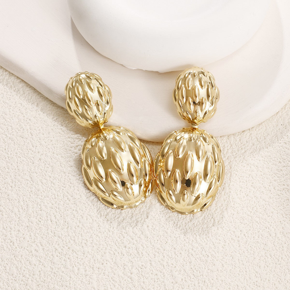 Women's earrings in artistic, structured design Hapa Style