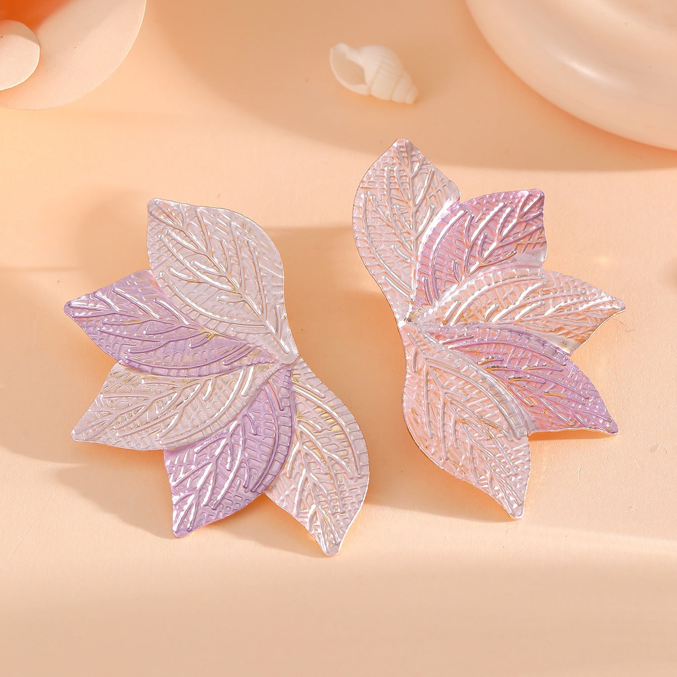 Women’s hair accessory with elaborate leaf design Hapa Style