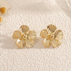 Women's wrist jewelry with floral design and high-quality surface finishing Hapa Style