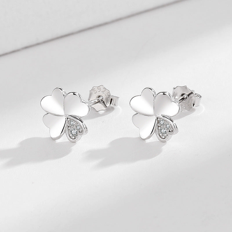 Ladies earrings in modern floral design Hapa Style