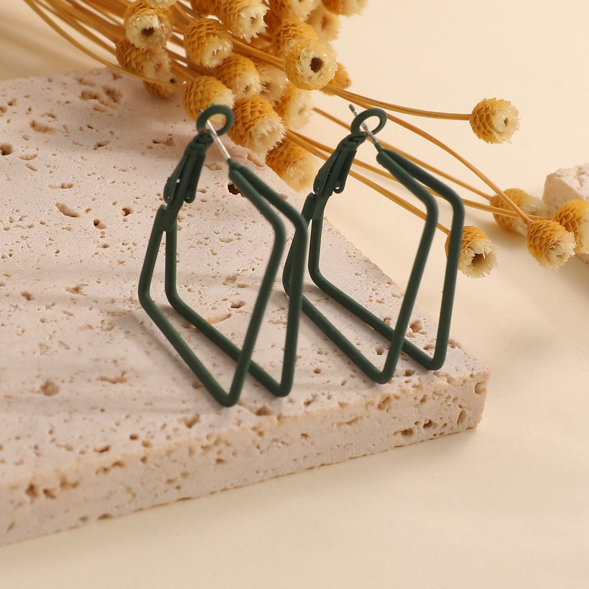 Women Geometric Earrings made of high-quality metal Hapa Style