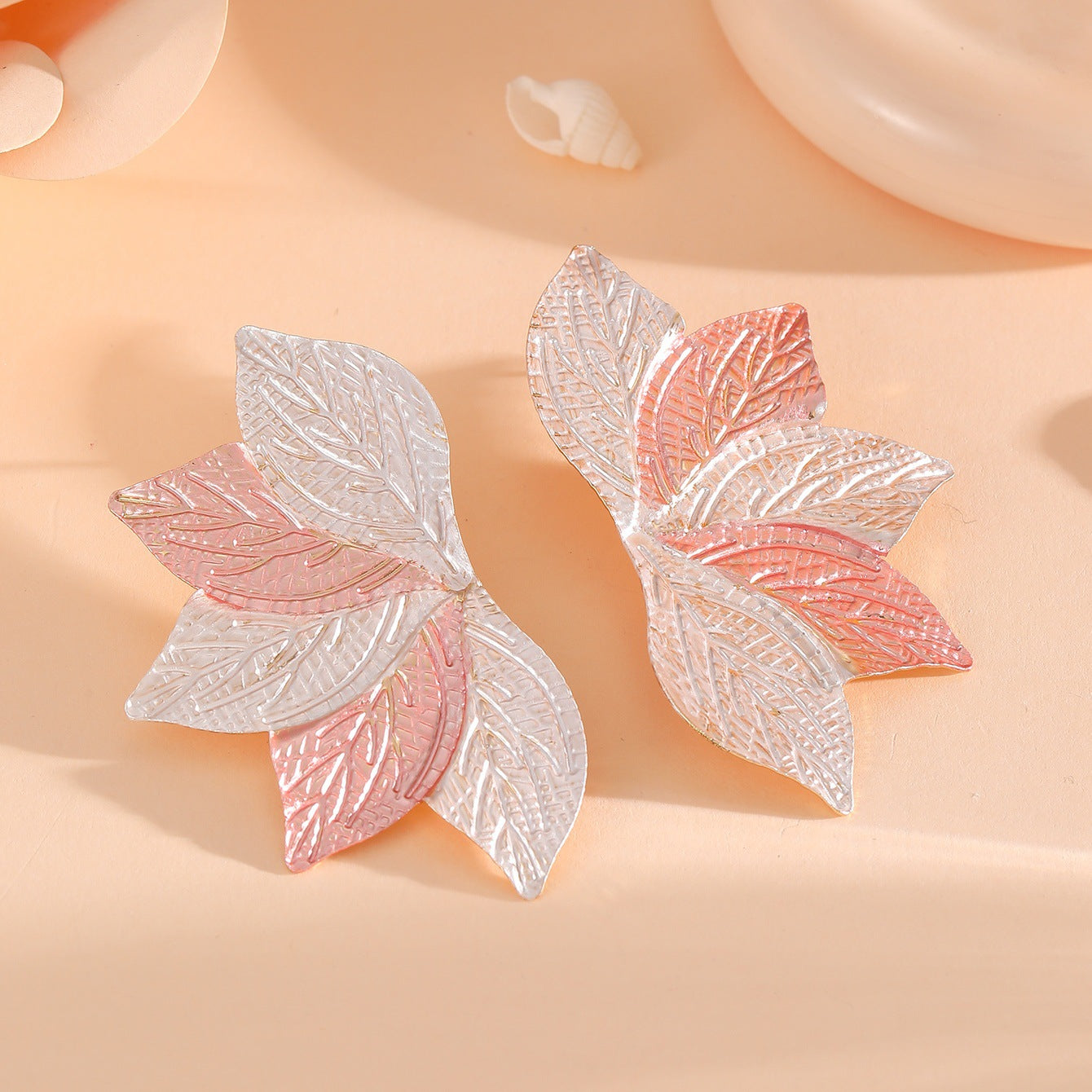 Women’s hair accessory with elaborate leaf design Hapa Style