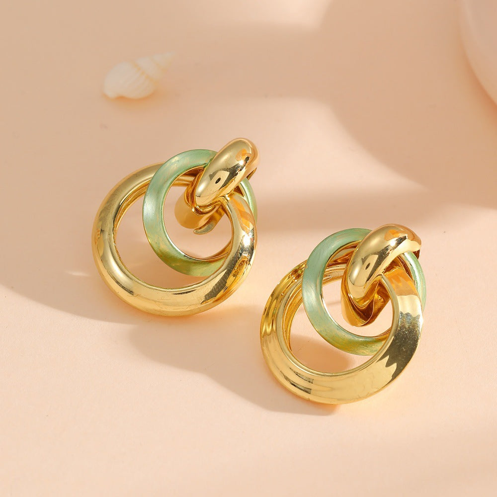 Women's earrings in elegant ring design Hapa Style