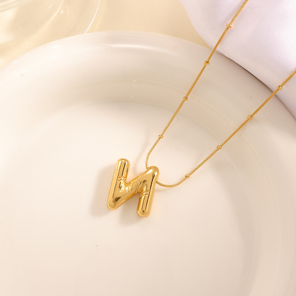Women's necklace with curved letter pendant Hapa Style