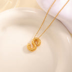 Women's necklace with curved letter pendant Hapa Style