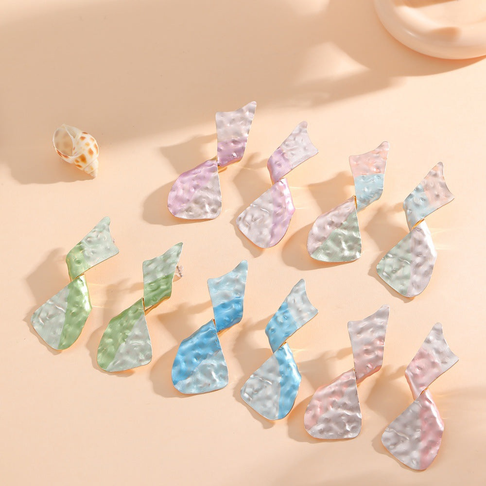 Ladies earrings in modern disc design Hapa Style