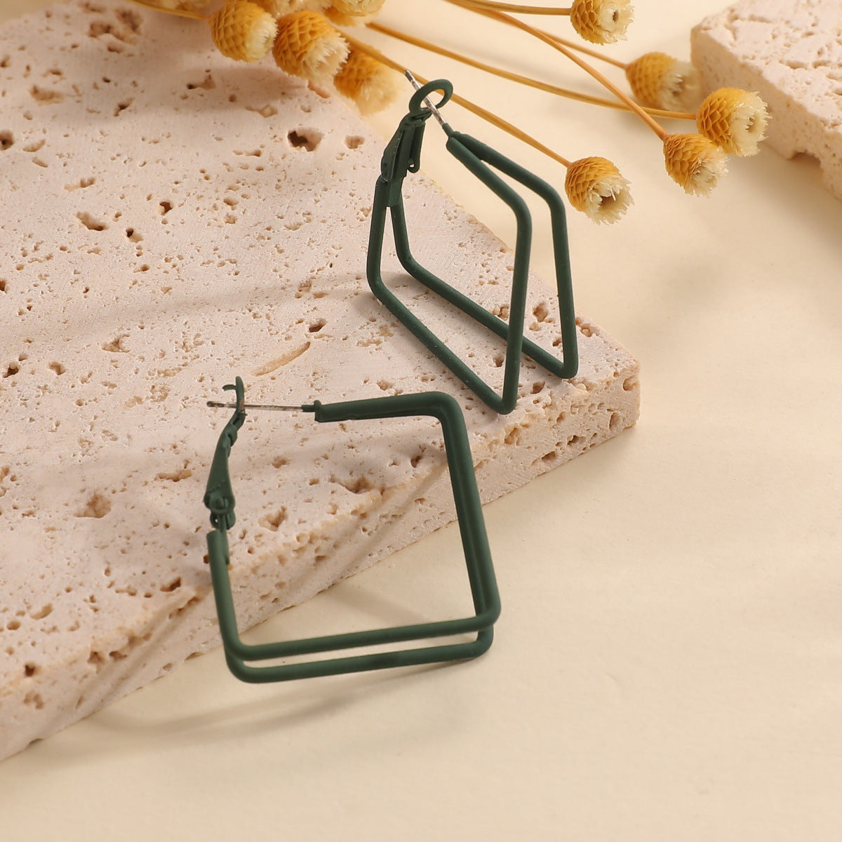 Women Geometric Earrings made of high-quality metal Hapa Style