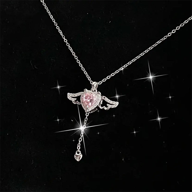 Cupid Heart Halsband med rörliga vingar
