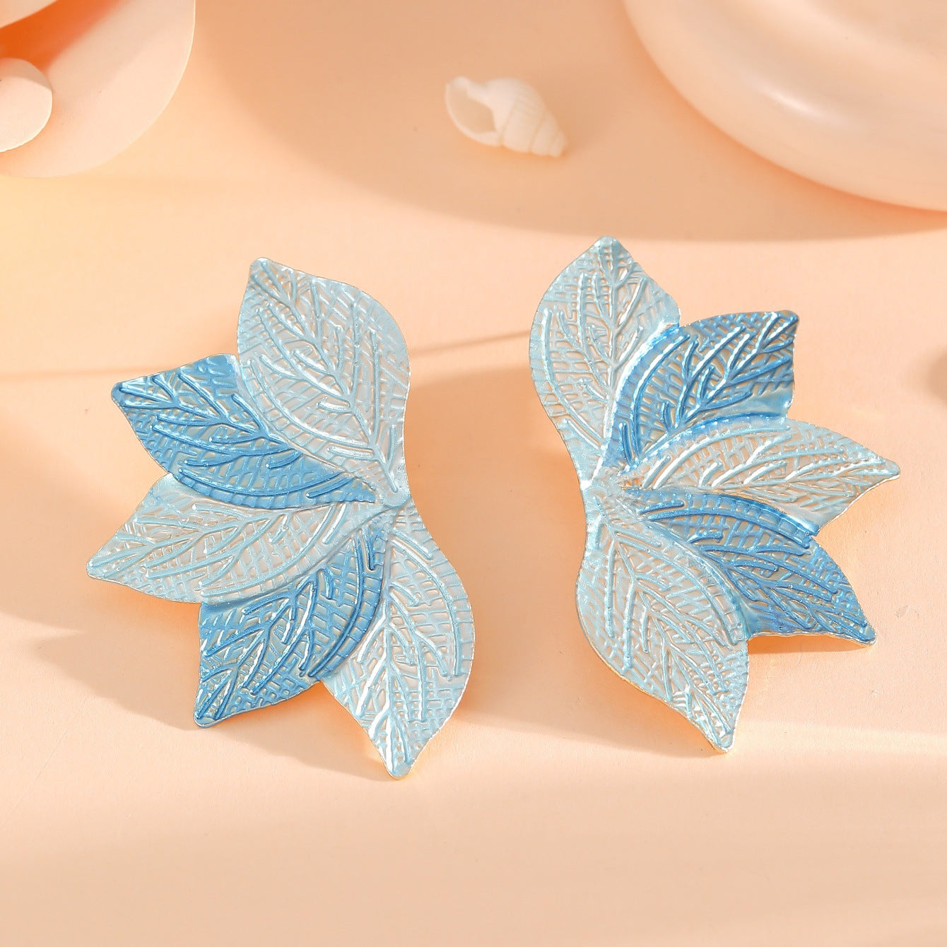 Women’s hair accessory with elaborate leaf design Hapa Style