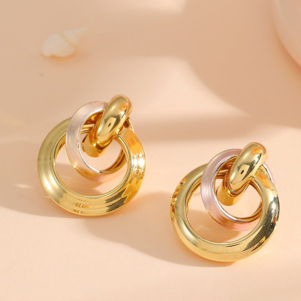 Women's earrings in elegant ring design Hapa Style