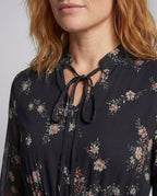 Product 15527785333066 - close_up_detail