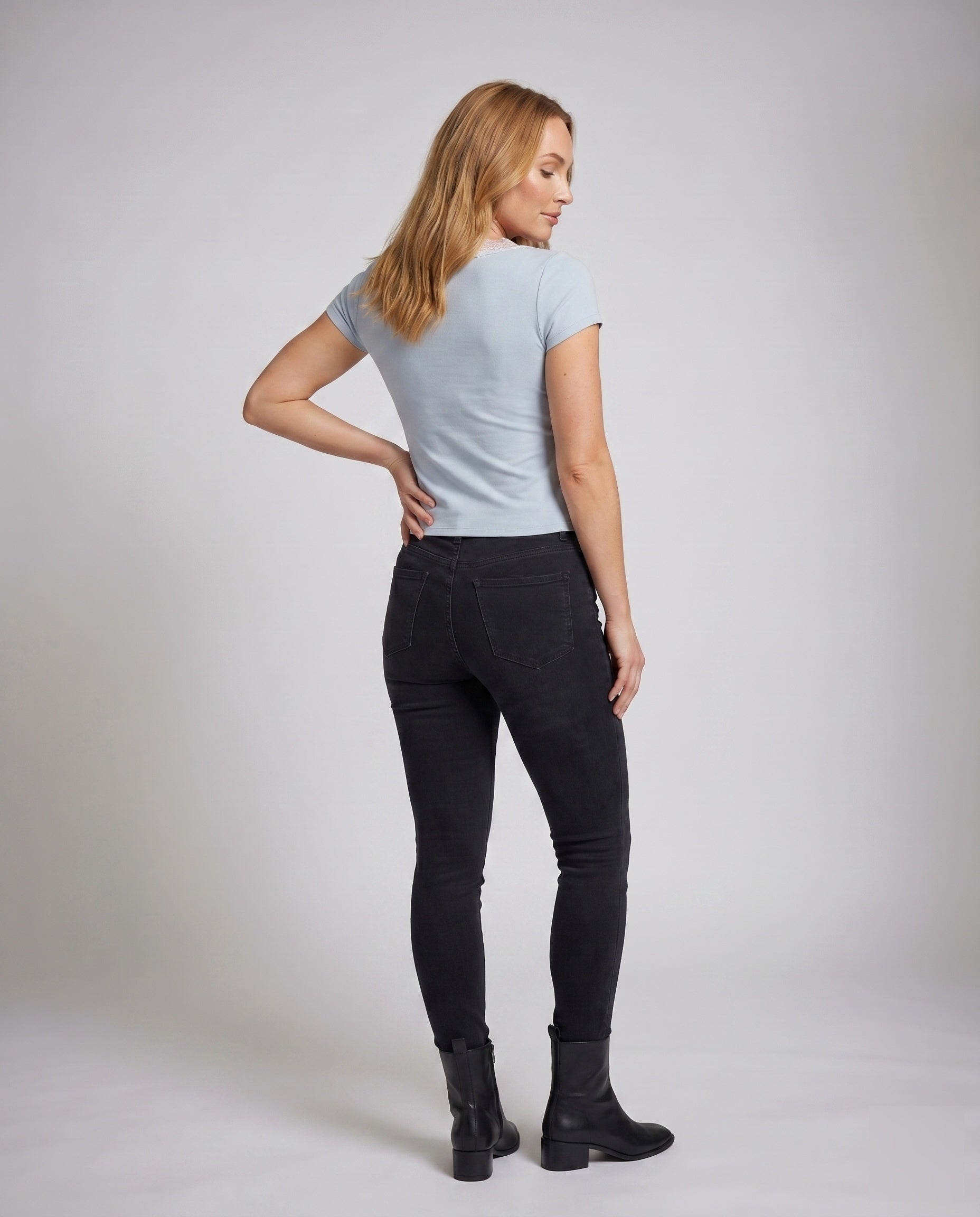 Product 15636489896266 - back_view