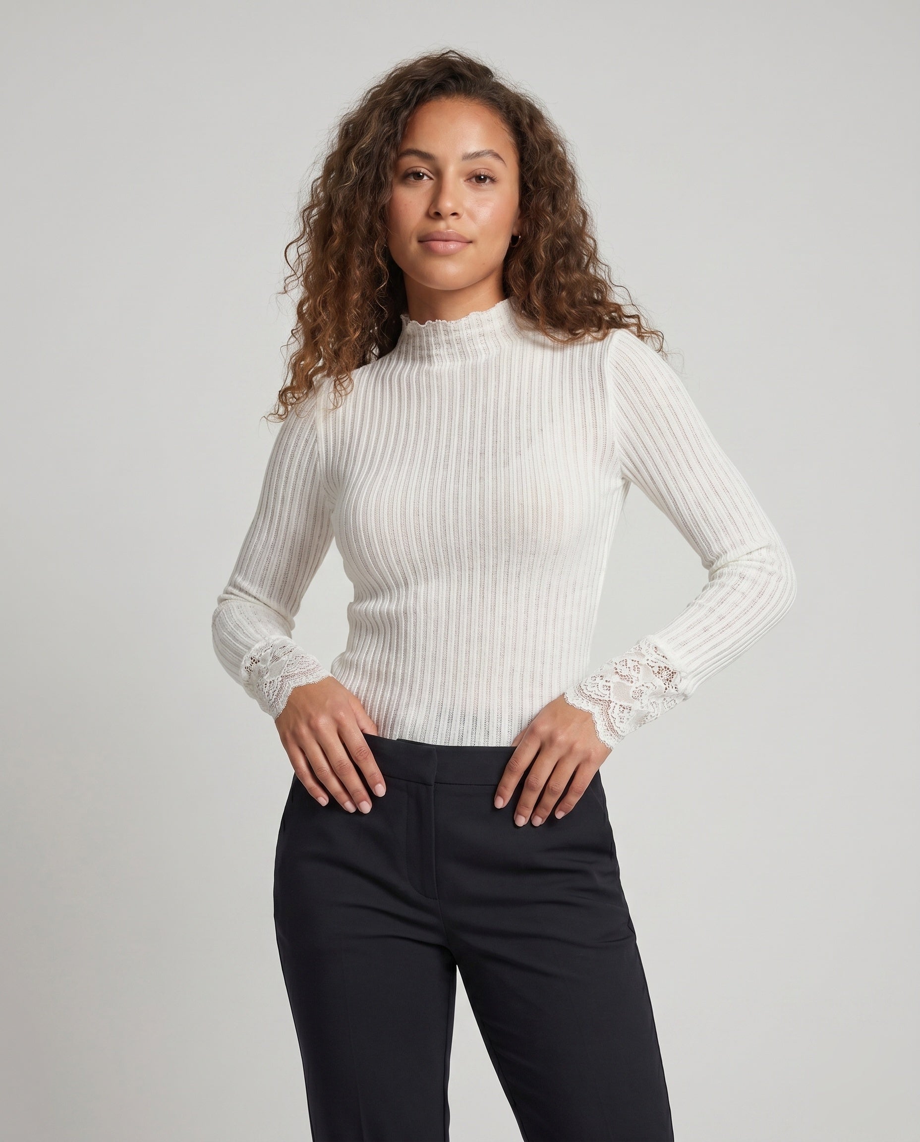 Product 15637854716234 - upper_body