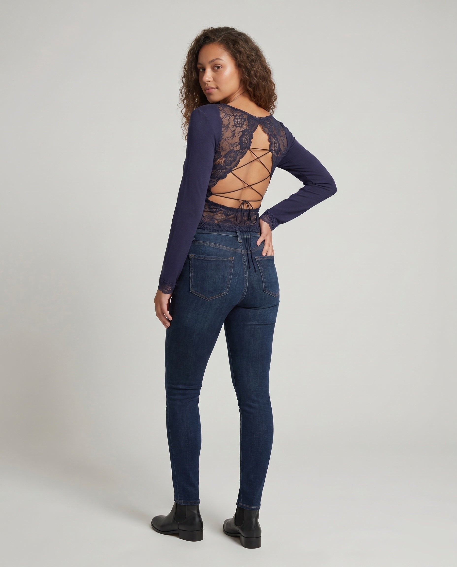 Product 15637856092490 - back_view